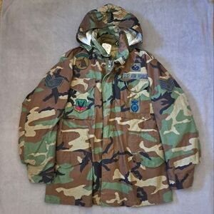 Vintage Air Force Coat Medium Cold Weather Camouflage Quilt Lined Men's Military
